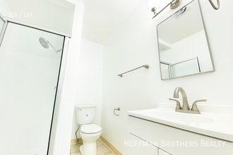 3956 Stevely Ave, Unit 6 in Los Angeles, CA - Foto de edificio - Building Photo