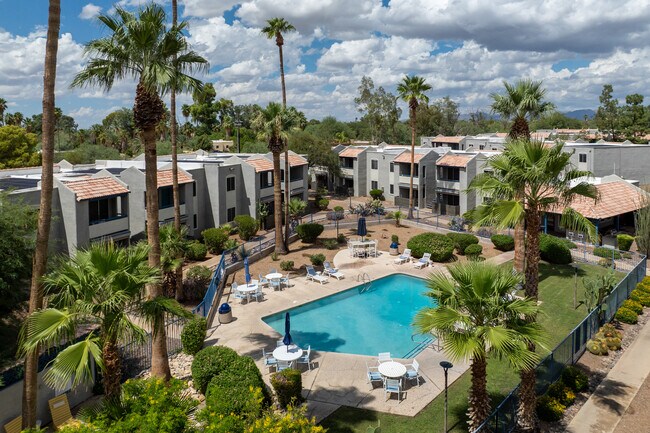 Agave Apartments in Tucson, AZ - Foto de edificio - Building Photo