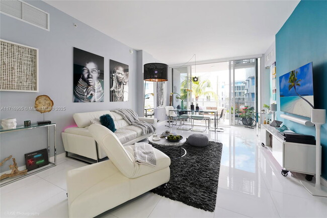 2100 Park Ave in Miami Beach, FL - Building Photo - Building Photo