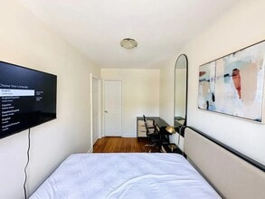 Furnished room/NOT APARTMENT, Unit 4 in Brooklyn, NY - Building Photo - Building Photo