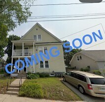 16 Linwood St in Nashua, NH - Building Photo