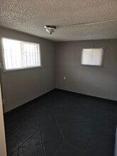 320 E Ajo Way, Unit Unit 2 in Tucson, AZ - Building Photo - Building Photo