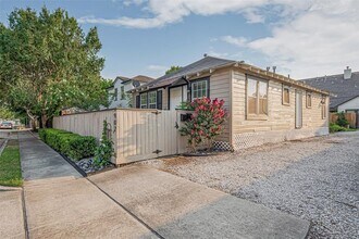 907 Enid St in Houston, TX - Building Photo - Building Photo