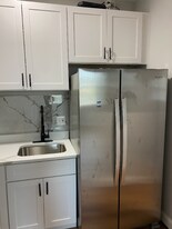 1211 Poplar Grove St in Baltimore, MD - Building Photo