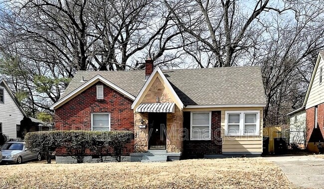 property at 1639 Shadowlawn Blvd