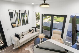 3120 Godby Rd in College Park, GA - Building Photo - Building Photo