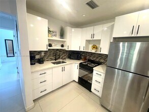 1211 NE 15th Ave in Fort Lauderdale, FL - Building Photo - Building Photo