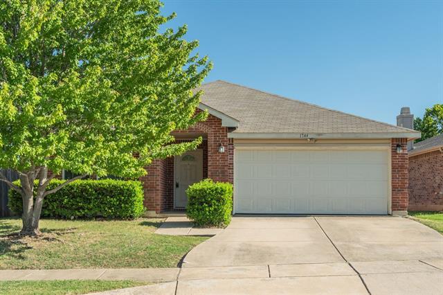 property at 1744 Diamond Lake Trail