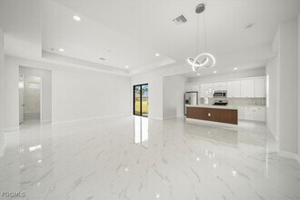 9 NW 14th Pl in Cape Coral, FL - Building Photo - Building Photo