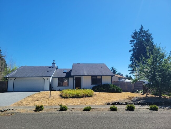 property at 9036 Wendy Dr SE