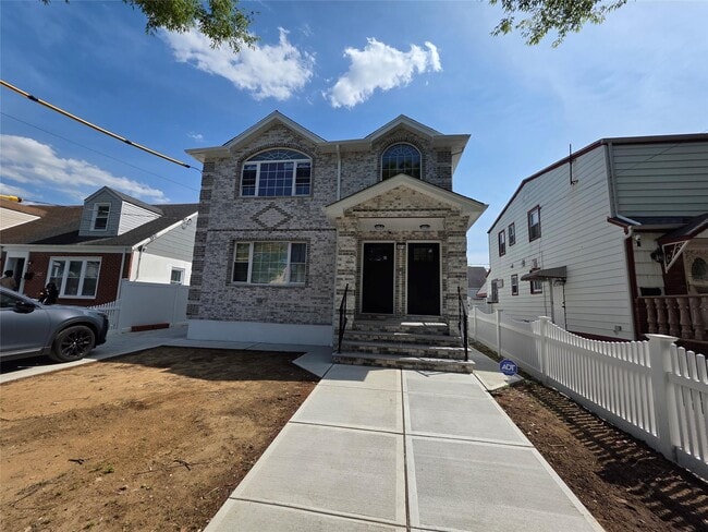 property at 257-16-257145 145th Ave