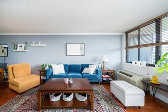 551 Observer Hwy in Hoboken, NJ - Building Photo - Building Photo