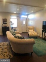 318 W Gay St in West Chester, PA - Building Photo