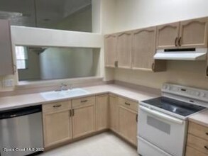 1662 Woodland Dr, Unit 4 in Rockledge, FL - Building Photo - Building Photo