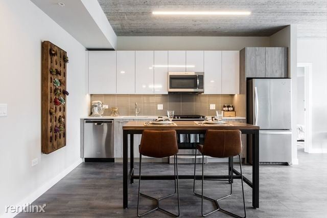 1743 N Leavitt St-Unit -#304 in Chicago, IL - Building Photo - Building Photo