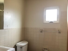 1938 South St, Unit C in Philadelphia, PA - Building Photo - Building Photo