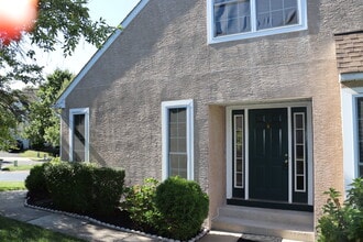 323 Country Club Dr in Lansdale, PA - Building Photo - Building Photo