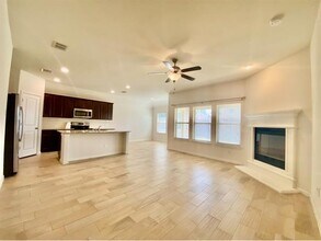 122 Rain Cloud Drive in Waxahachie, TX - Building Photo - Building Photo