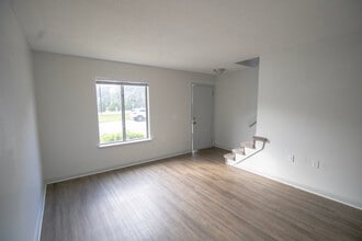 251 Knight Dr in Statesboro, GA - Building Photo - Building Photo