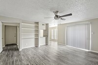 Skyview Apartments photo'