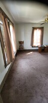 910 Randolph St, Unit 1