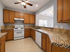 1563 Rachel's Ridge NW in Kennesaw, GA - Building Photo - Building Photo