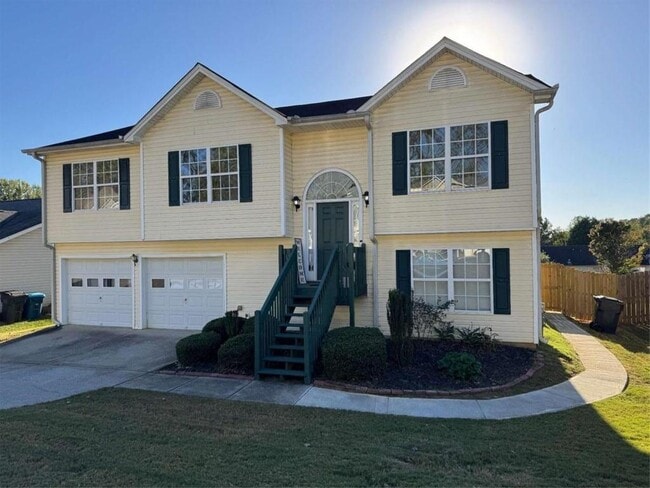 property at 870 Ashland Park Way SE