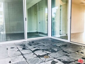 1241 5th St in Santa Monica, CA - Building Photo - Building Photo