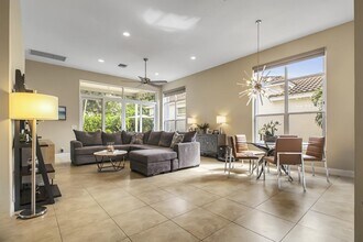 6684 NW 23rd Ter in Boca Raton, FL - Building Photo - Building Photo