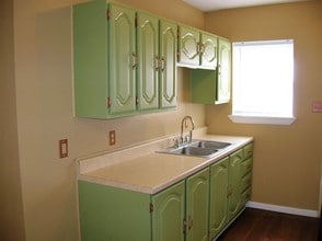 800 S Vandeveer St in Burnet, TX - Building Photo - Building Photo