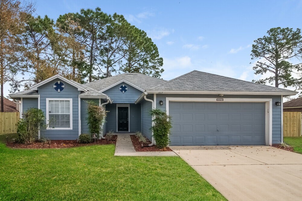 3827 Star Leaf Road in Jacksonville, FL - Building Photo