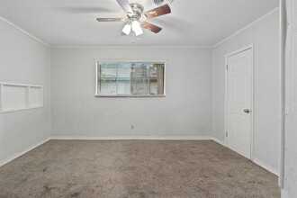 1122 Glen Echo Dr in Houston, TX - Building Photo - Building Photo