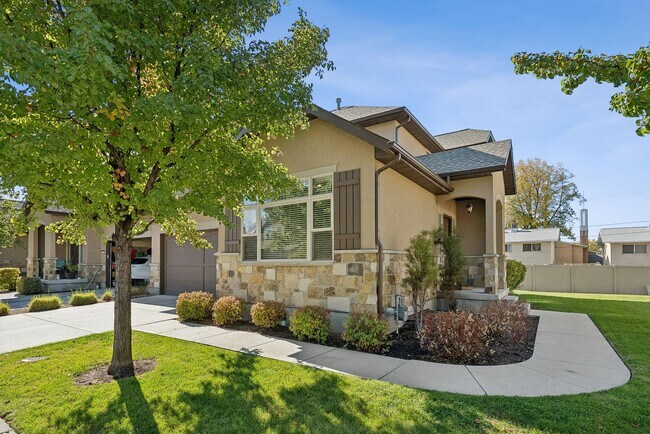 7256 Viansa Ct in Midvale, UT - Building Photo - Building Photo