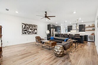 1545 Cosette Dr in Dallas, TX - Building Photo - Building Photo