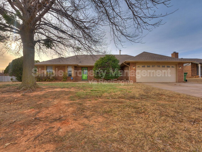 property at 101 E Platt Dr