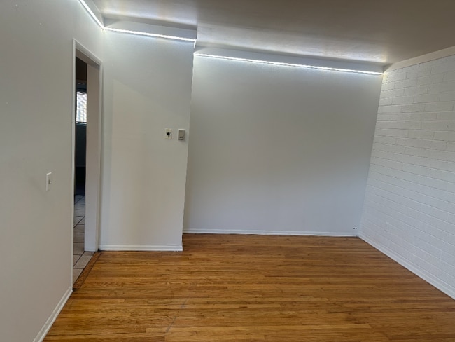 property at 665 S Lk St