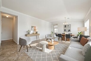 2806 Powell Springs Ct in Missouri City, TX - Building Photo