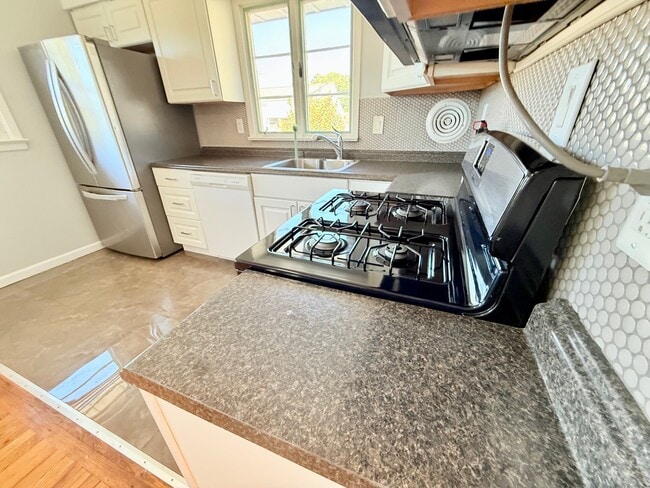 65 King St in Wallington, NJ - Building Photo - Building Photo