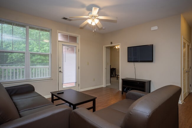 Walden Station in Charlotte, NC - Foto de edificio - Interior Photo
