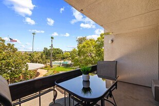 3050 Rue D’Orleans in San Diego, CA - Building Photo