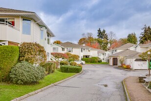 Glenwood Village in Surrey, BC - Building Photo