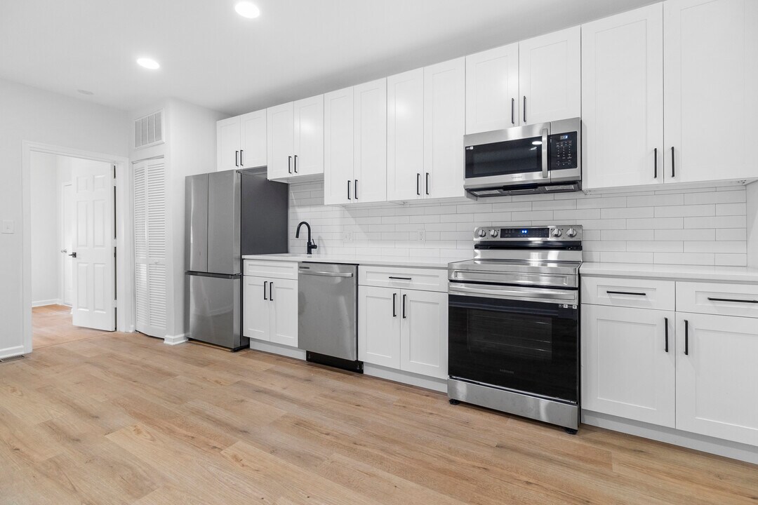 1703 Capitol Ave NE in Washington, DC - Building Photo