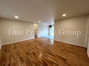 4555 High St in Eugene, OR - Building Photo - Building Photo
