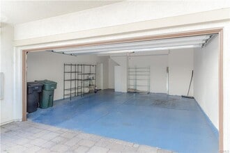 672 E Valencia St in Anaheim, CA - Building Photo - Building Photo