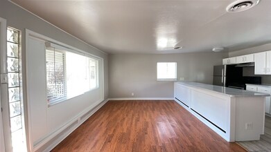 8113 W 10th Ave in Denver, CO - Building Photo - Building Photo