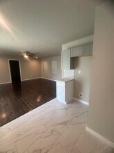 4918 Balkin St in Houston, TX - Building Photo - Building Photo