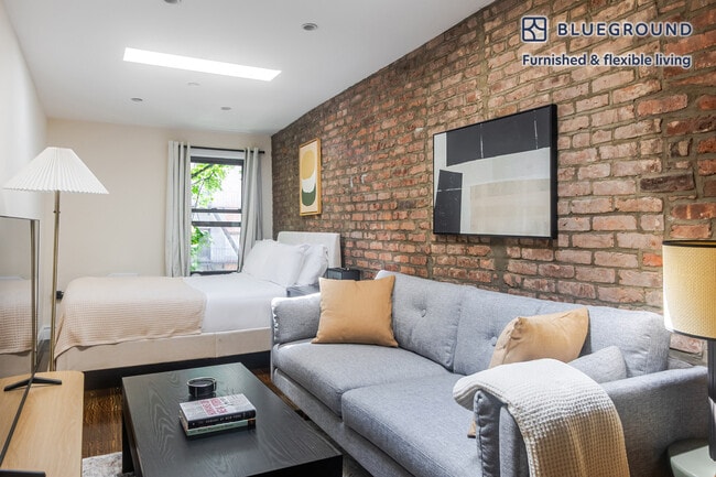 316 W 14th St