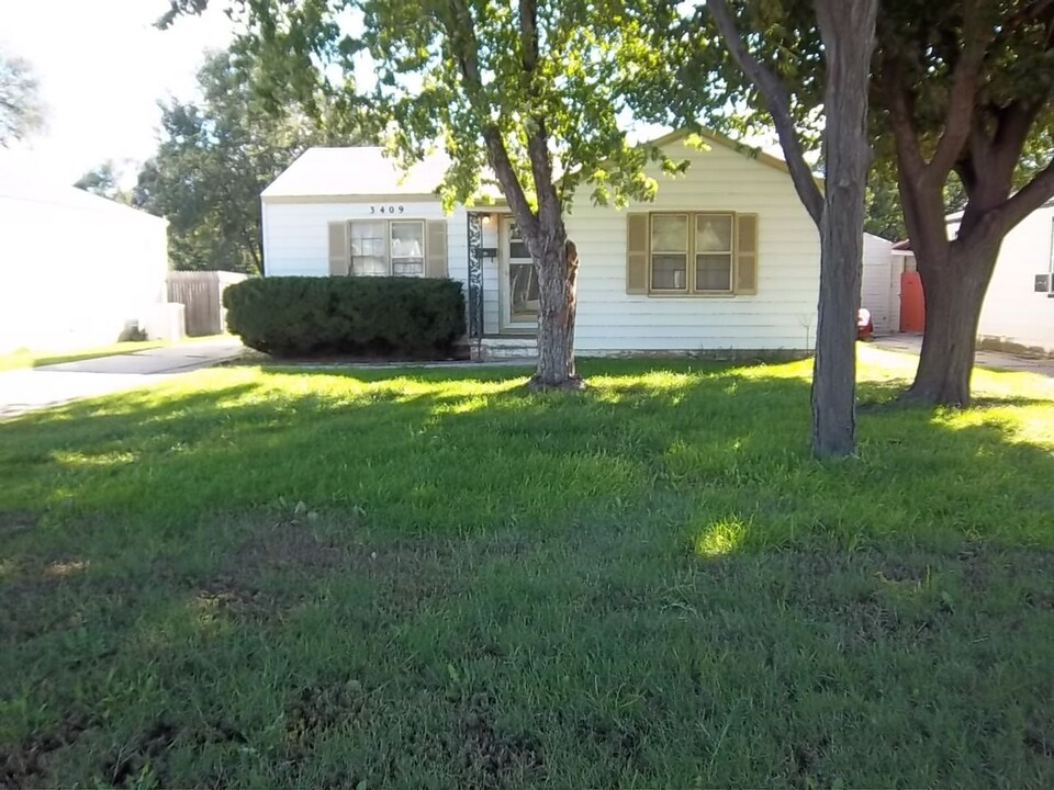 3409 S Hughes St in Amarillo, TX - Building Photo