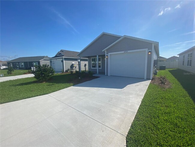 4521 Benjamin Pl in the Villages, FL - Building Photo - Building Photo