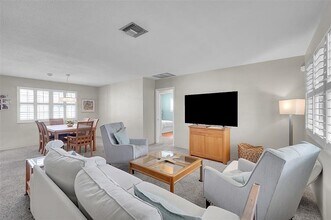 2705 Roosevelt St in Hollywood, FL - Building Photo - Building Photo